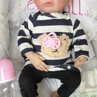 عروسک های وینیل سیلیکون