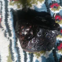 شهاب سنگ‌|کلکسیون اشیاء عتیقه|قیدار, |دیوار