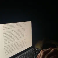 کار تحقیقی و تایپ دانشجویی