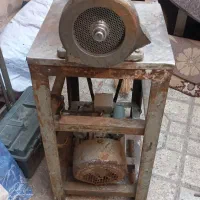 ۳عدد چرخ گوشت صنعتی 42 و ۳عدد سرخ کن صنعتی 25لیتری|کافیشاپ و رستوران|پاکدشت, حصار امیر|دیوار