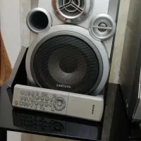 یک عدد دی وی دی کاملا سالم درحد|پخشکننده DVD و ویدیو|رشت, دخانیات|دیوار