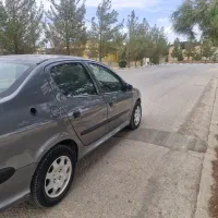 ۲۰۶ صندوقدار