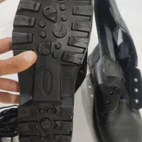 پوتین سربازی و لباس و شلوار مرزبانی