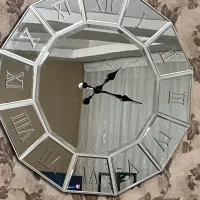 ساعت دیواری