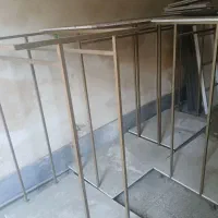 رگال لباس و مقداری ام دی اف مناسب پوشاک