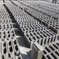 بلوک سیمانی و پوکه ای،تیرچه،کول ودرب چاه،فنس