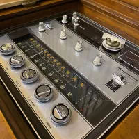 تلویزیون مبله رادیو گرام آنتیک قدیمی|کلکسیون اشیاء عتیقه|فیروزکوه, |دیوار