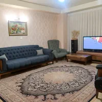 ۶۳ متر ۲ خواب/ با اسانسور/ سند تکبرگ