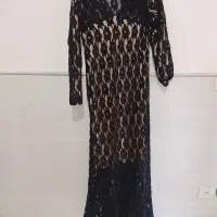 لباس نقره ای 50000000ولباس مشکی 30000000