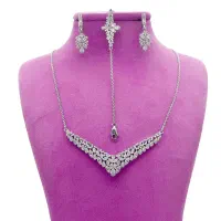 نیم ست نقره زنانه برلیان کد 093 قیمت 9397500 تومان