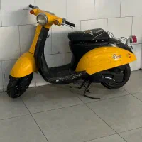 سوزوکی ورد کلاسیک زرد