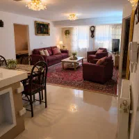 تاچارا-سه-خواب-همکف-با-حیاط-اختصاصی