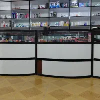 فروش تعدادی ویترین ودکور مغازه|فروشگاه و مغازه|مبارکه, |دیوار