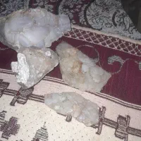 سنگ گل دار قشنگ همه نمونه گل وستشون هست خیلی قشنگ|جواهرات|بم, |دیوار