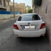 زوتی وارداتی ۲۰۱۴ بی رنگ ۱۵۵ کار|خودرو سواری و وانت|تهران, هرندی|دیوار