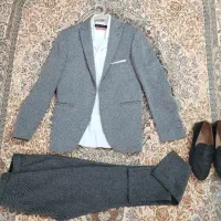 یه دست کت شلوار کامل