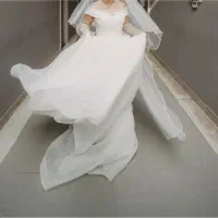 لباس عروس|لباس|رباط‌کریم, رباط‌کریم|دیوار