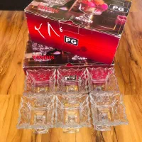 تعدادی چینی وکریستال پذیرایی و سرو کادویی و جهیزیه