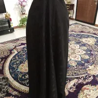 یه قواره چادر دوخته شده نونو چهار و نیم متر