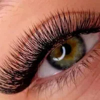 کاشت مژه
