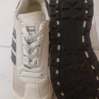 آدیداس سایز ۴۱|کیف، کفش، کمربند|رشت, معلولین|دیوار