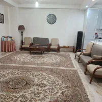 اپارتمان همکف حیاط دار