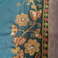 شال گلابتونی