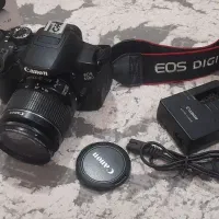 دوربین 650D و لنز 55-18