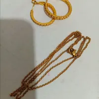 گوشواره و زنجیر