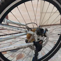 دوچرخه سایز ۲۶ کمک وسط|دوچرخه، اسکیت، اسکوتر|خمینی‌شهر, |دیوار