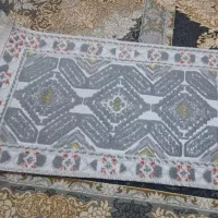 پادری و قالیچه نو و سالم