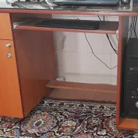 میز کامپیوتر