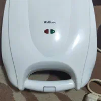 ساندویچ ساز فلر