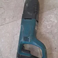 بتن‌کن ۳ کیلویی ماکیتا ۳ کاره