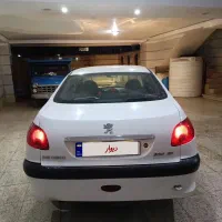 206اس دی وی 8 کم کار