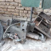 اکسل جلوی تراکتور