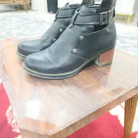 سه جفت کفش سایز۳۹و۴۰