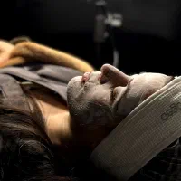 فیشیال و پاکسازی پوست و جوانسازی