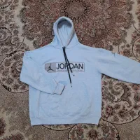 دوعدد هودی درحدنومدل جردن وبادگیر