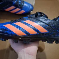 استوک ورزشی (کتونی ورزشی) در حد نو