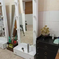 تجهیزات سالن زیبایی|آرایشگاه و سالن‌های زیبایی|لولمان, |دیوار