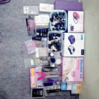 فروش وسایل کاشت ناخن استفاده نشده در حد آموزش بود