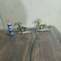 گلدان برنجی|کلکسیون اشیاء عتیقه|اهواز, چهارصد دستگاه|دیوار