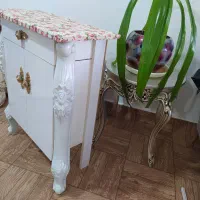 میز اتو بسیار تمیز  و کار نکرده