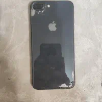 آیفون 8 نیازمند به تعمیر یک تعمیر جزعی و کلی