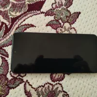 آنر x8