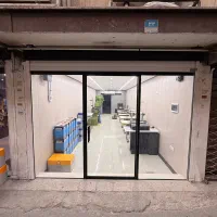 مغازه ۴۰ متر لاله زار ، فردوسی