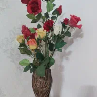 گل و گلدان