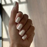 کاشت تخصصی ناخن و لمینت