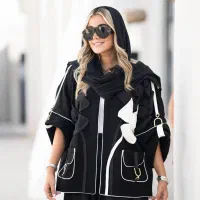 فروشنده خانم بابت تک فروشی مانتو